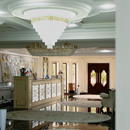 Ko'K Saroy Plaza Hotel サマルカンド エクステリア 写真