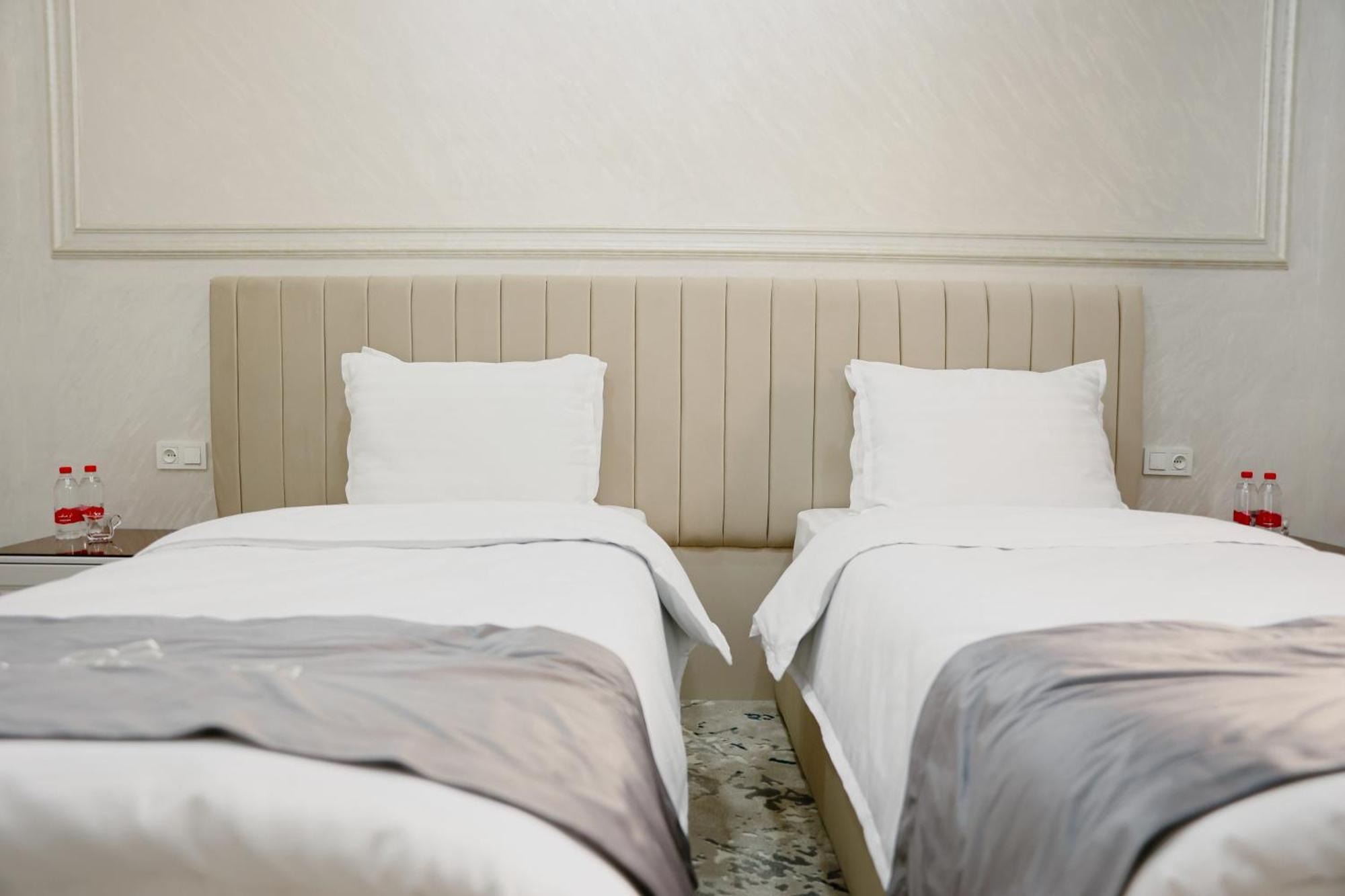 Ko'K Saroy Plaza Hotel サマルカンド エクステリア 写真