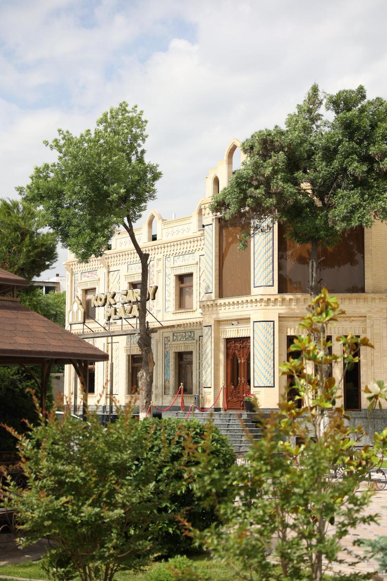 Ko'K Saroy Plaza Hotel サマルカンド エクステリア 写真